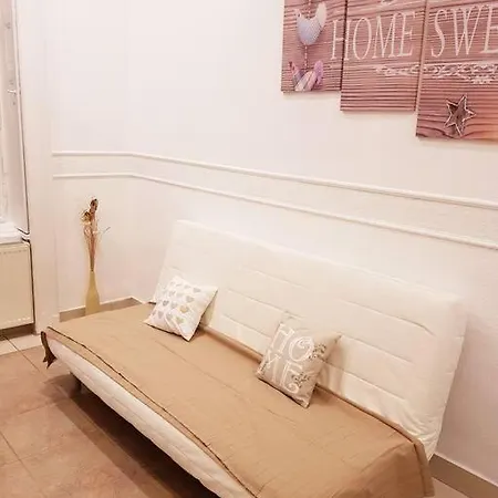 Snow White Apartman, In The Heart Of