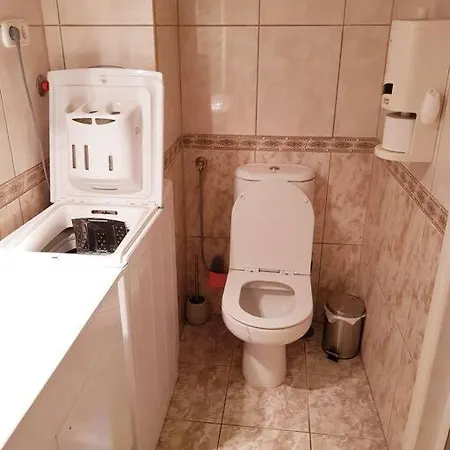 Snow White Apartman, In The Heart Of Apartment Budapest